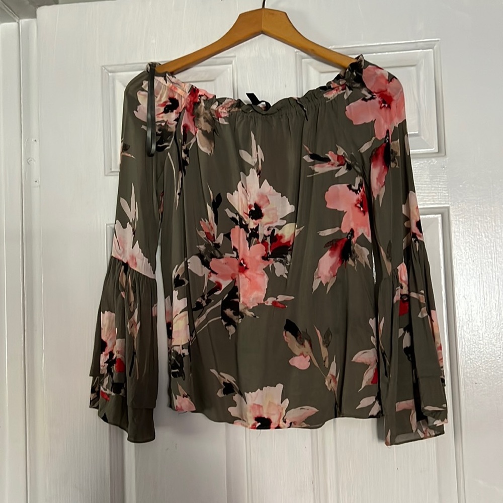 Beautiful blouse use only one time